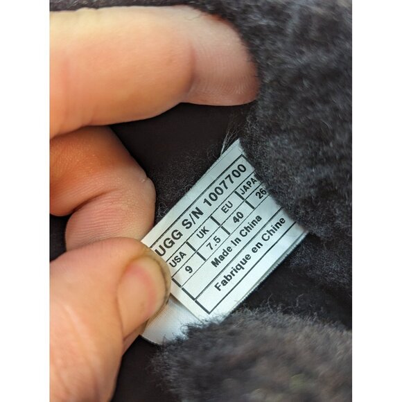 UGG Australia PALISADE Black Short Boots Suede Sheepskin Womens 1007700 - Picture 9 of 9